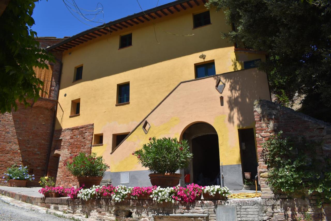 Borgo Fajani Guest House Terricciola Luaran gambar