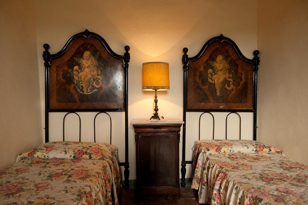 Borgo Fajani Guest House Terricciola Luaran gambar